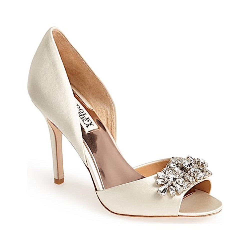 Badgley Mishka Giana Bridal Pumps